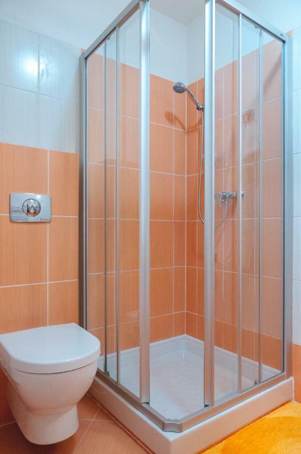 Appartement Vila Olympia - Apartman Olympia 9 à Ruzomberok Extérieur photo