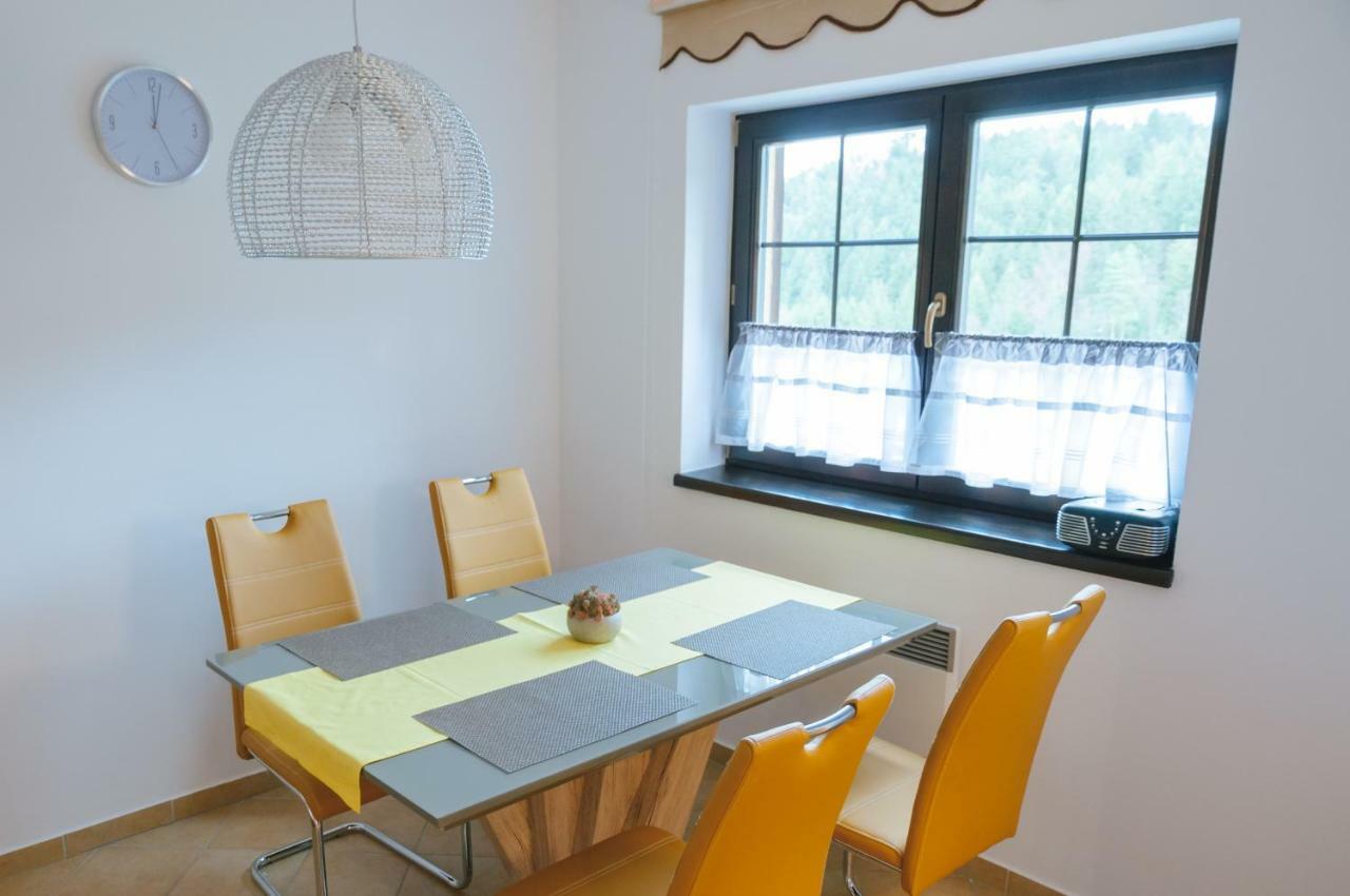 Appartement Vila Olympia - Apartman Olympia 9 à Ruzomberok Extérieur photo